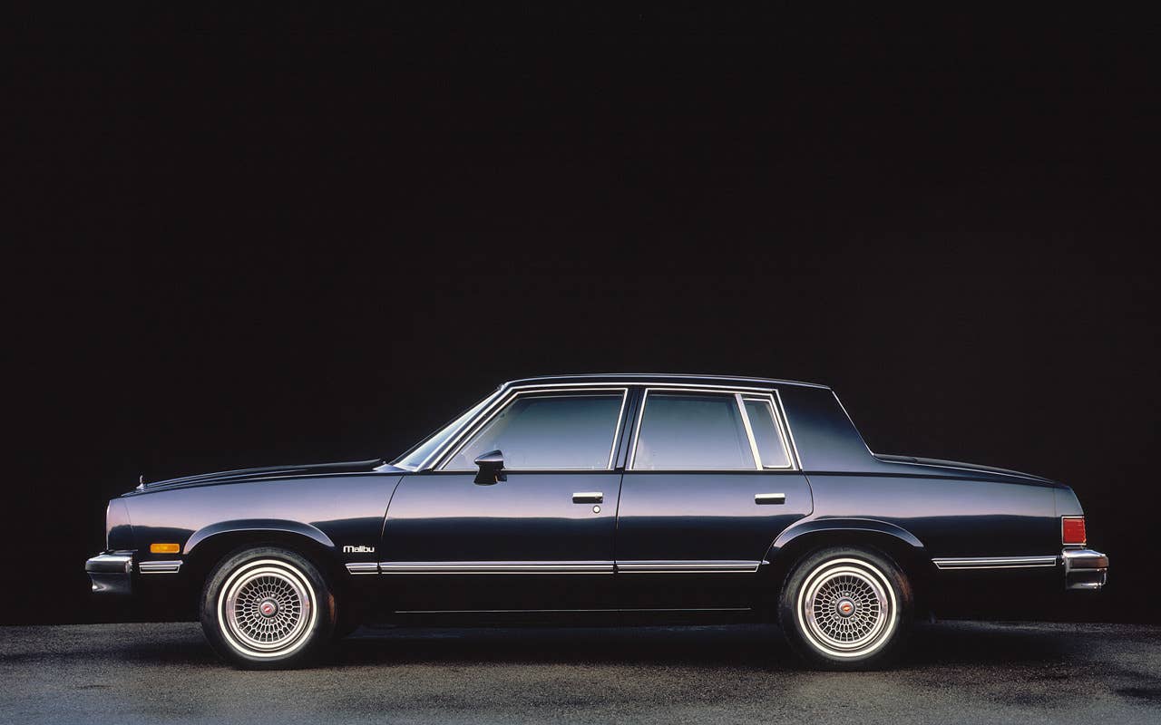 Generation 4 – 1978-1983 (1983 MY pictured) Chevrolet discontinued the Chevelle line after 1977 and the next generation of downsized midsize cars would stick strictly with the Malibu name from 1978 onward. They were a foot shorter and more than 500 pounds lighter, offering V-6 and V-8 engines. There was even a dedicated police car package.