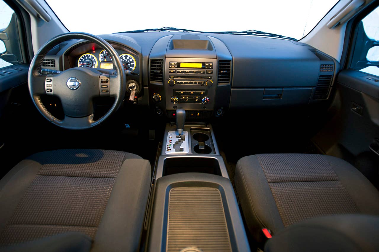 2012 Nissan Titan interior