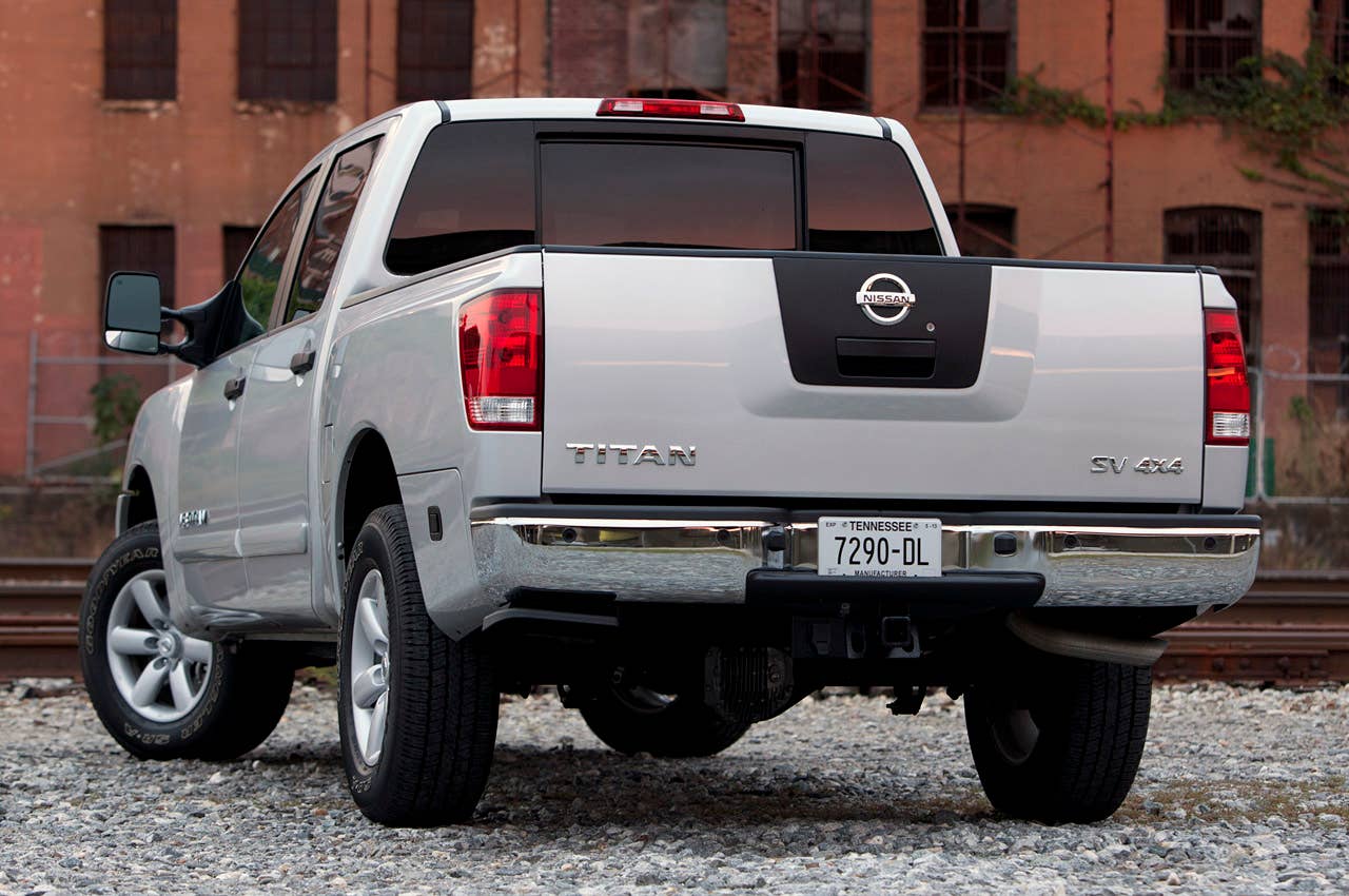 2012 Nissan Titan rear 3/4 view