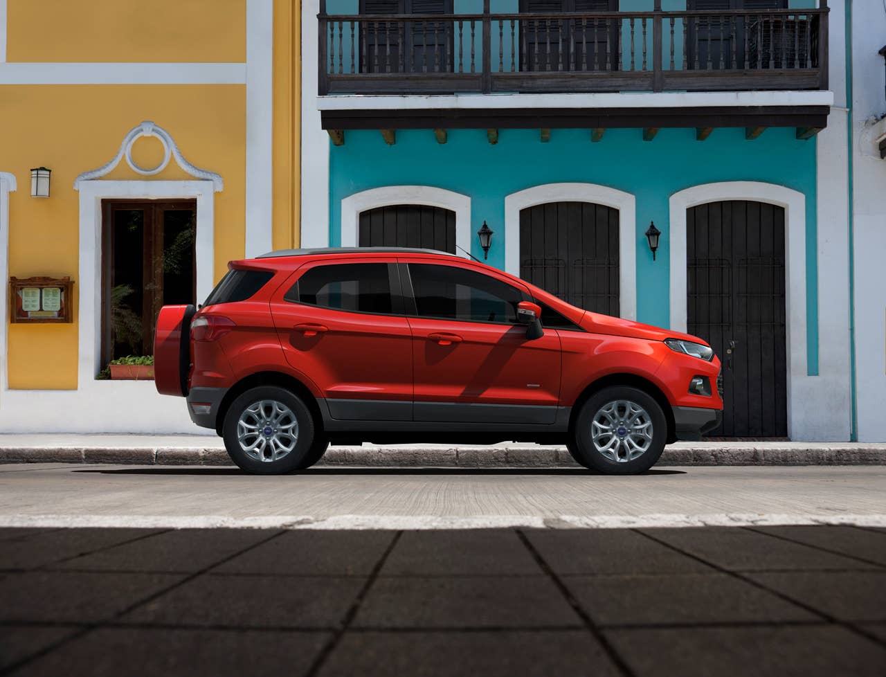 Ford EcoSport side