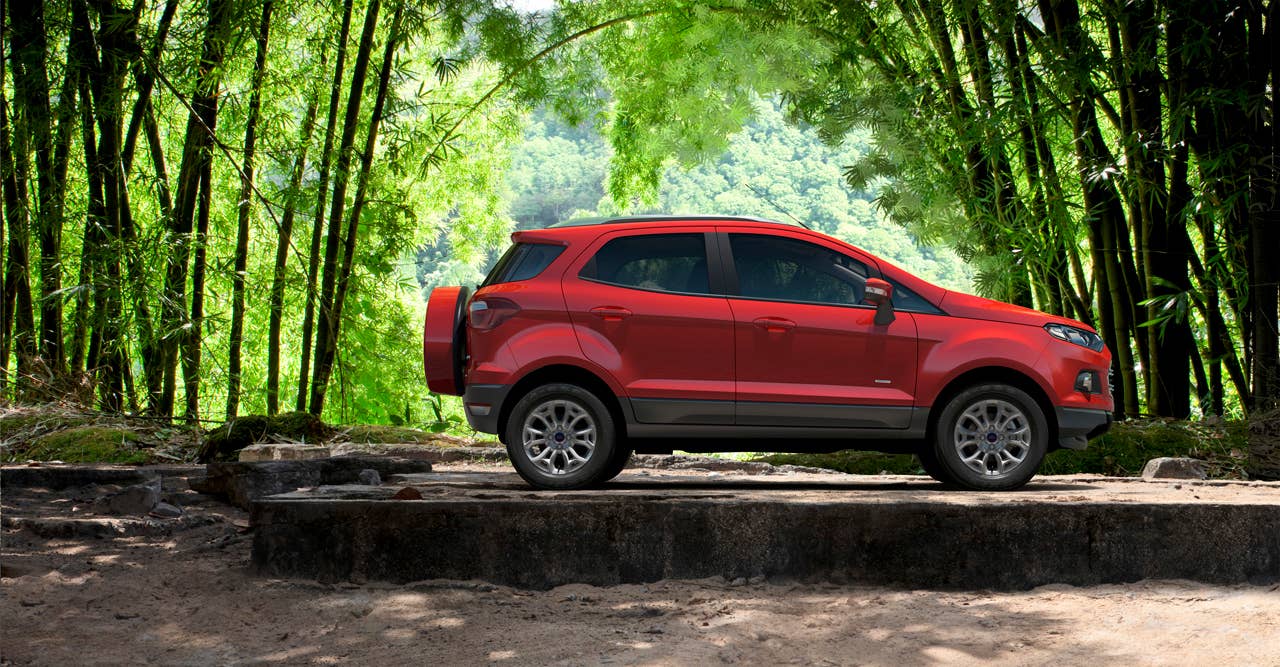 Ford EcoSport side
