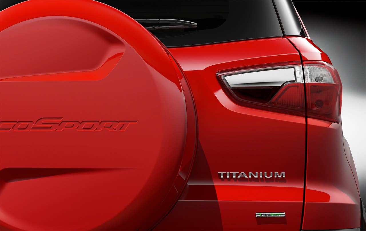 Ford EcoSport Titanium badge