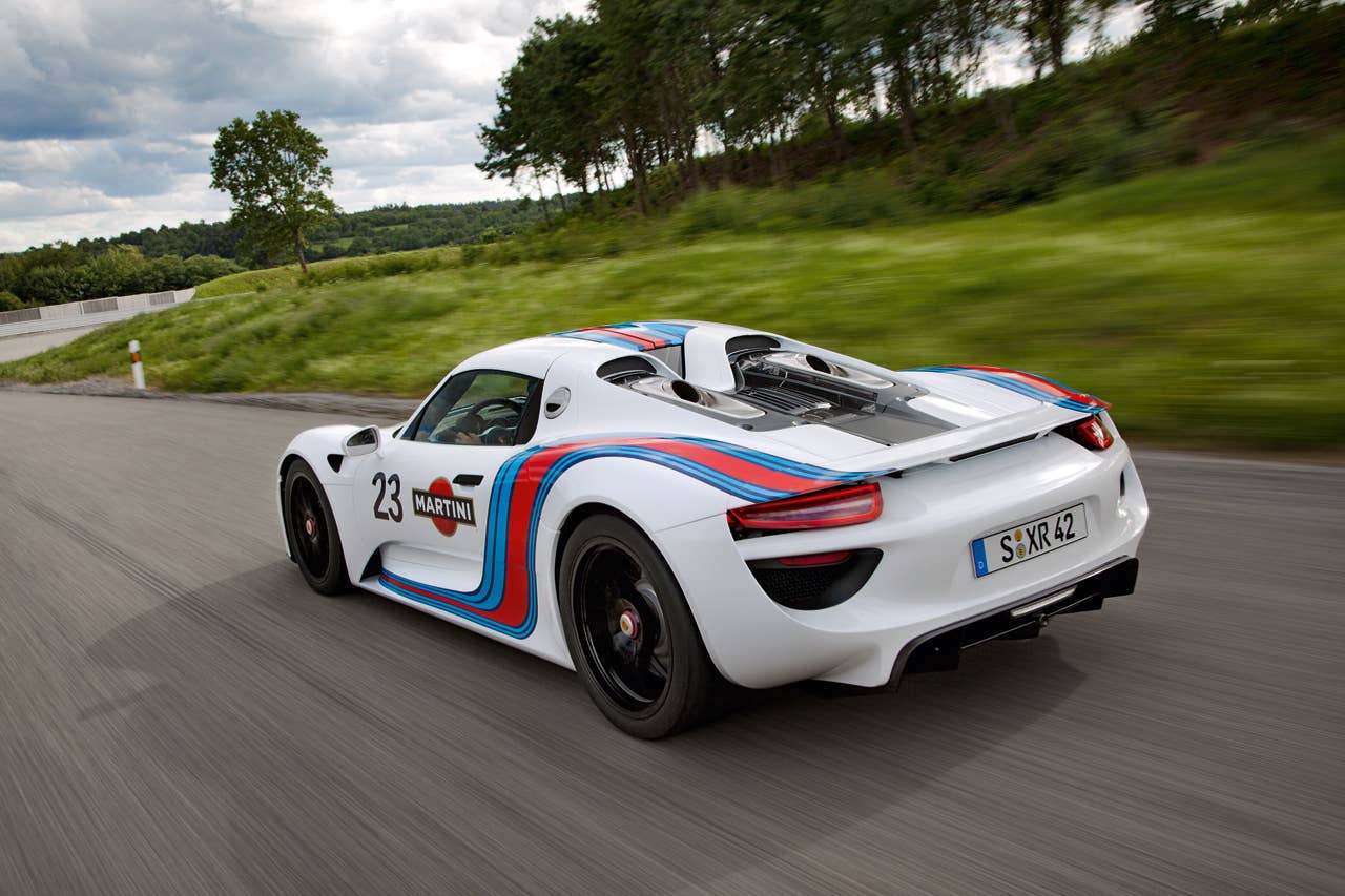 918 Spyder Prototype マルティーニデザイン Porsche 918 Spyder prototype looks delicious in Martini livery