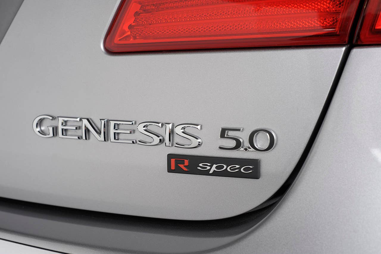 Hyundai Genesis Sedan