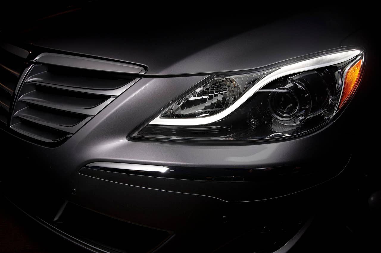 Hyundai Genesis Sedan