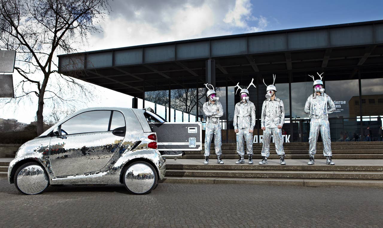 Apparatjik and the disco-ball smart fortwo