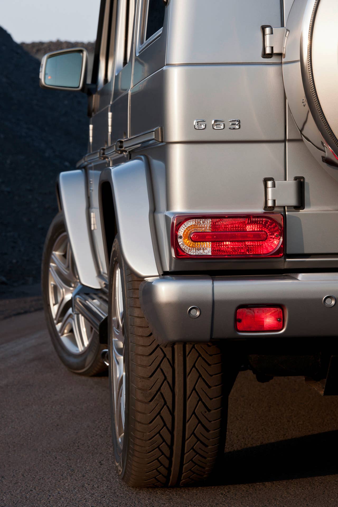 2013 Mercedes-Benz G63 AMG rear
