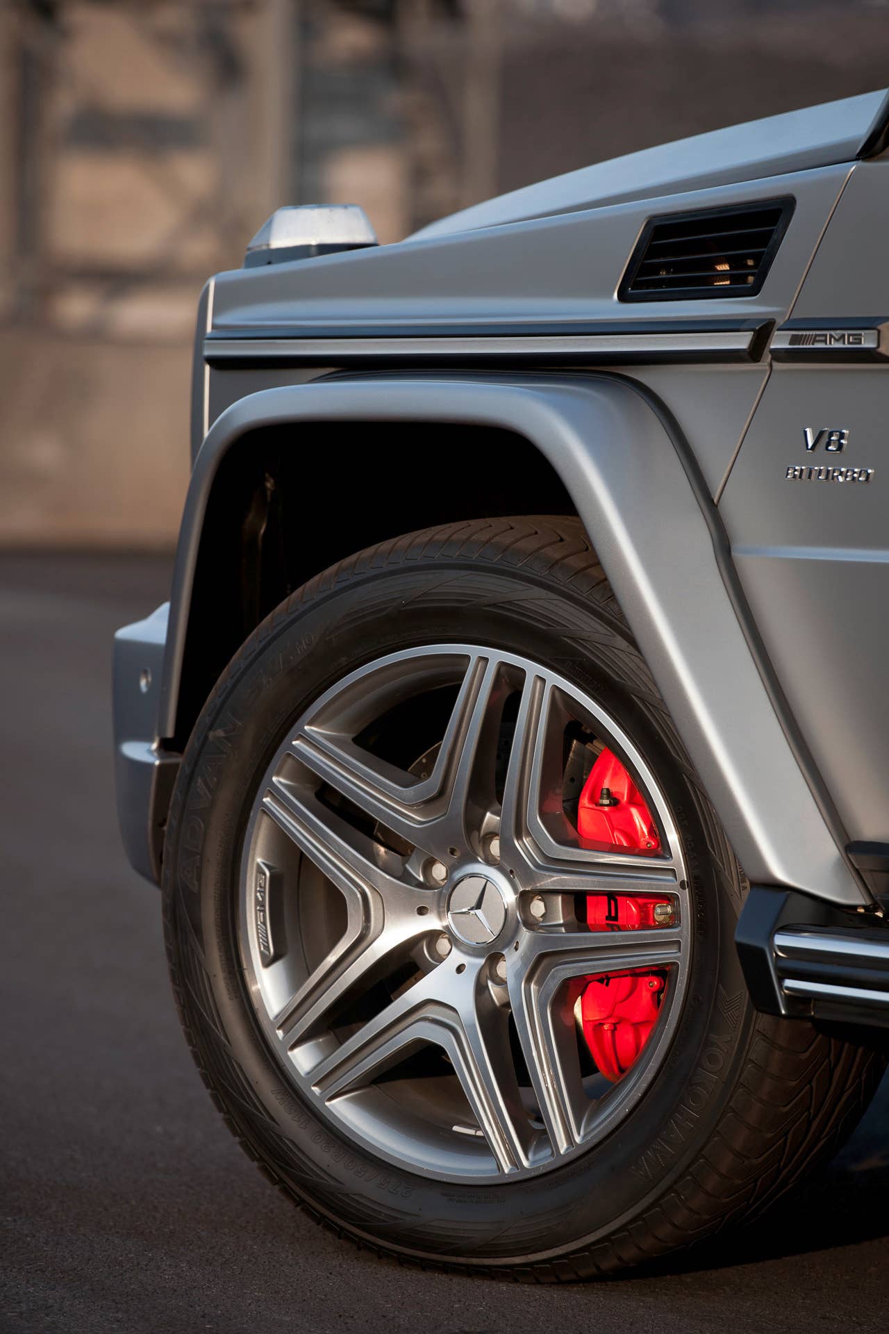 2013 Mercedes-Benz G63 AMG wheel and brakes