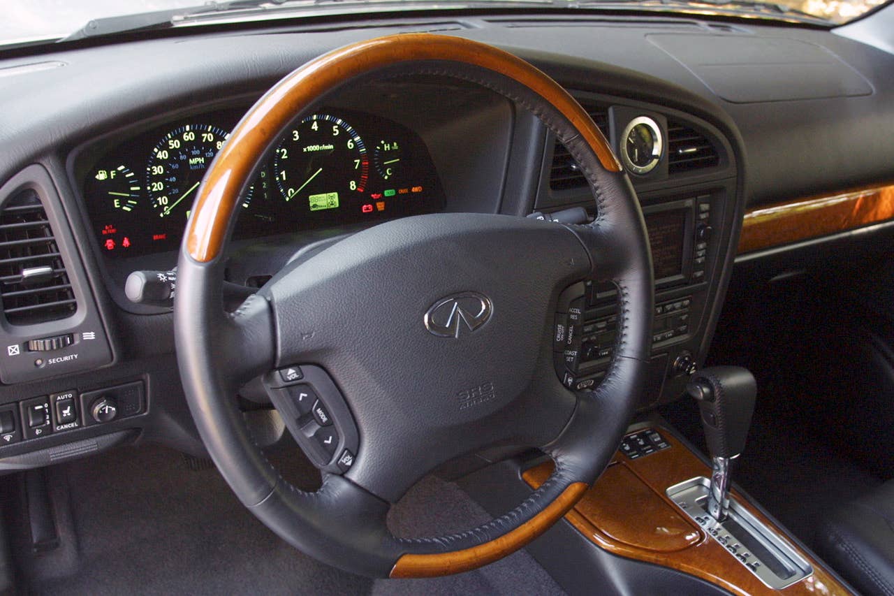 2003 Infiniti QX4