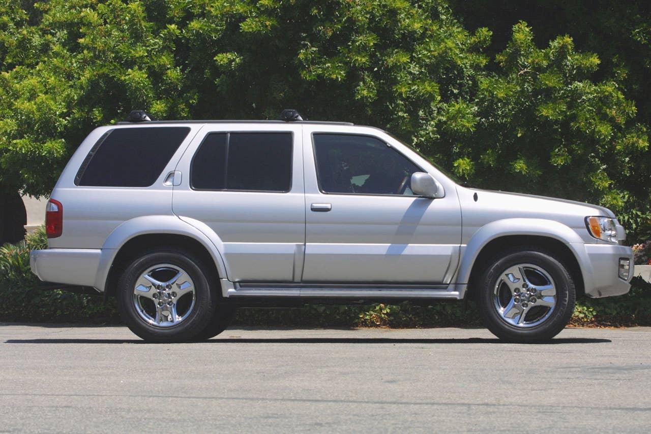 2003 Infiniti QX4