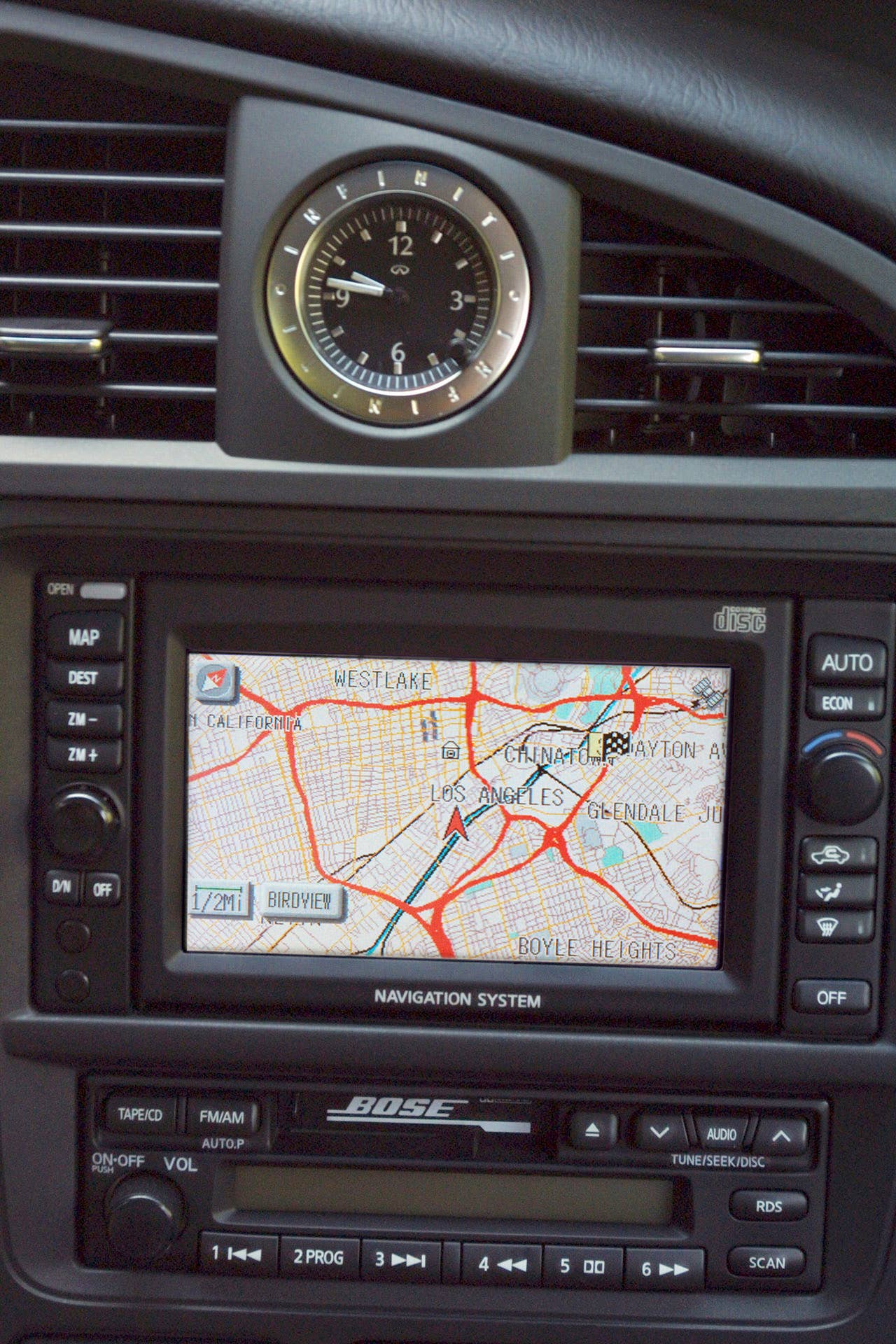 2003 Infiniti QX4