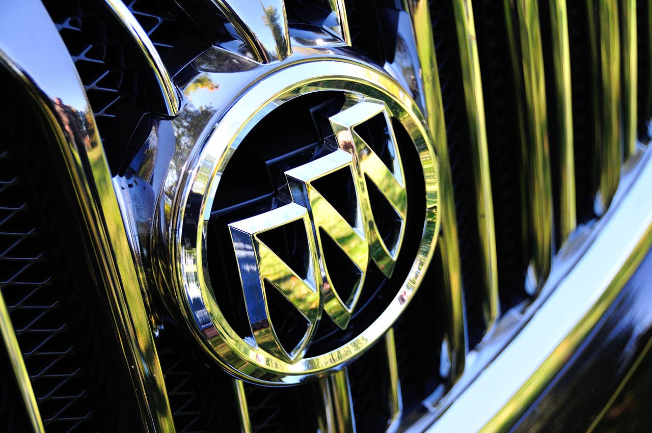 2013 Buick Enclave grille