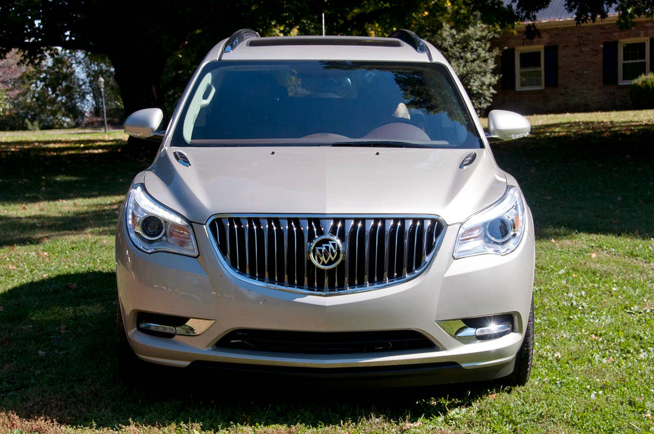 2013 Buick Enclave front view
