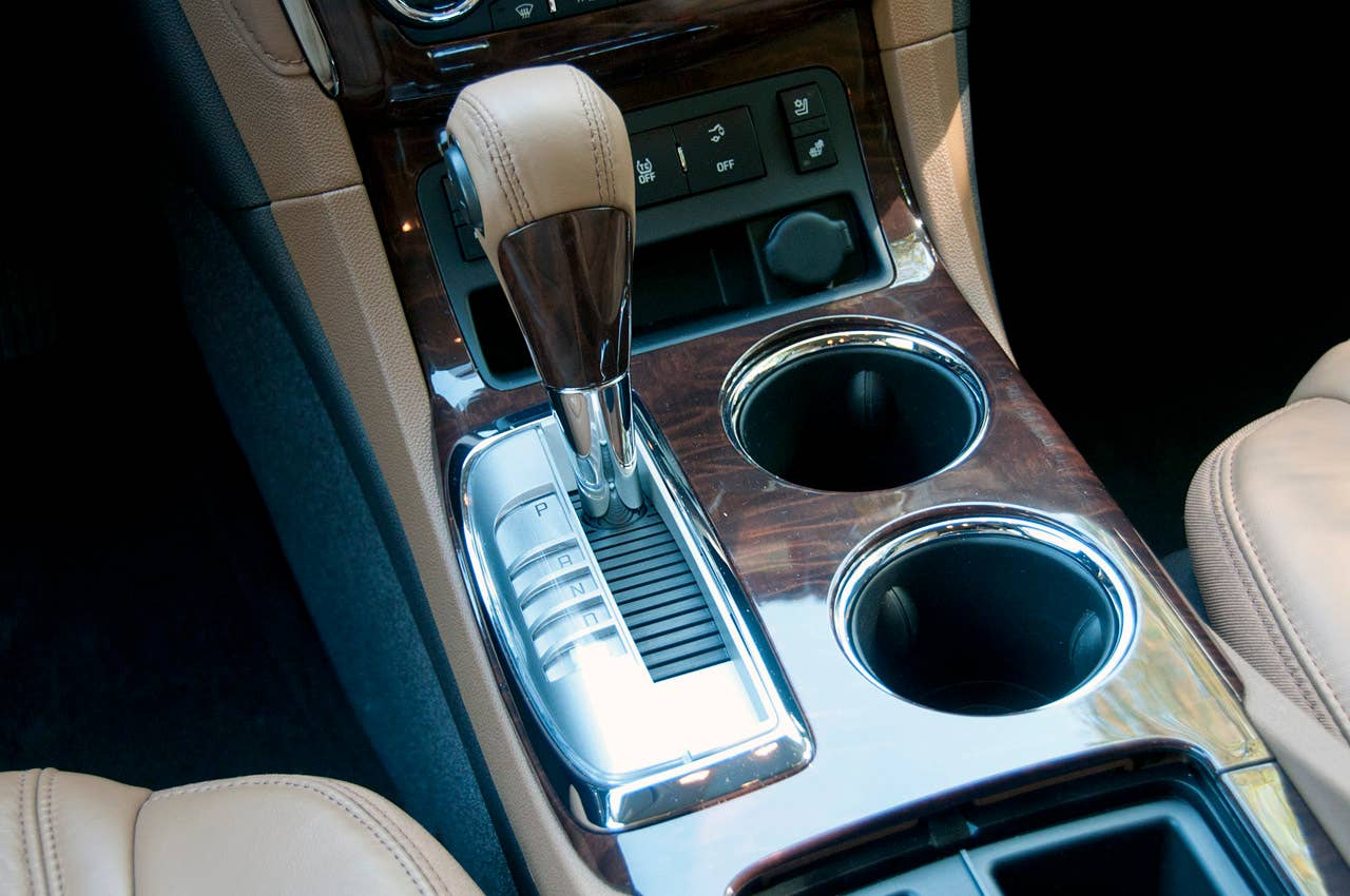 2013 Buick Enclave shifter
