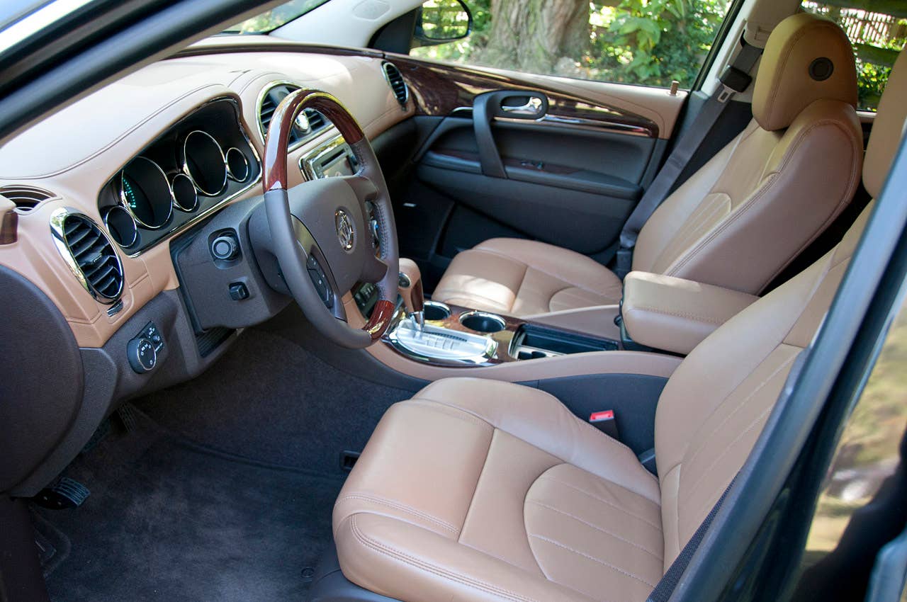 2013 Buick Enclave interior
