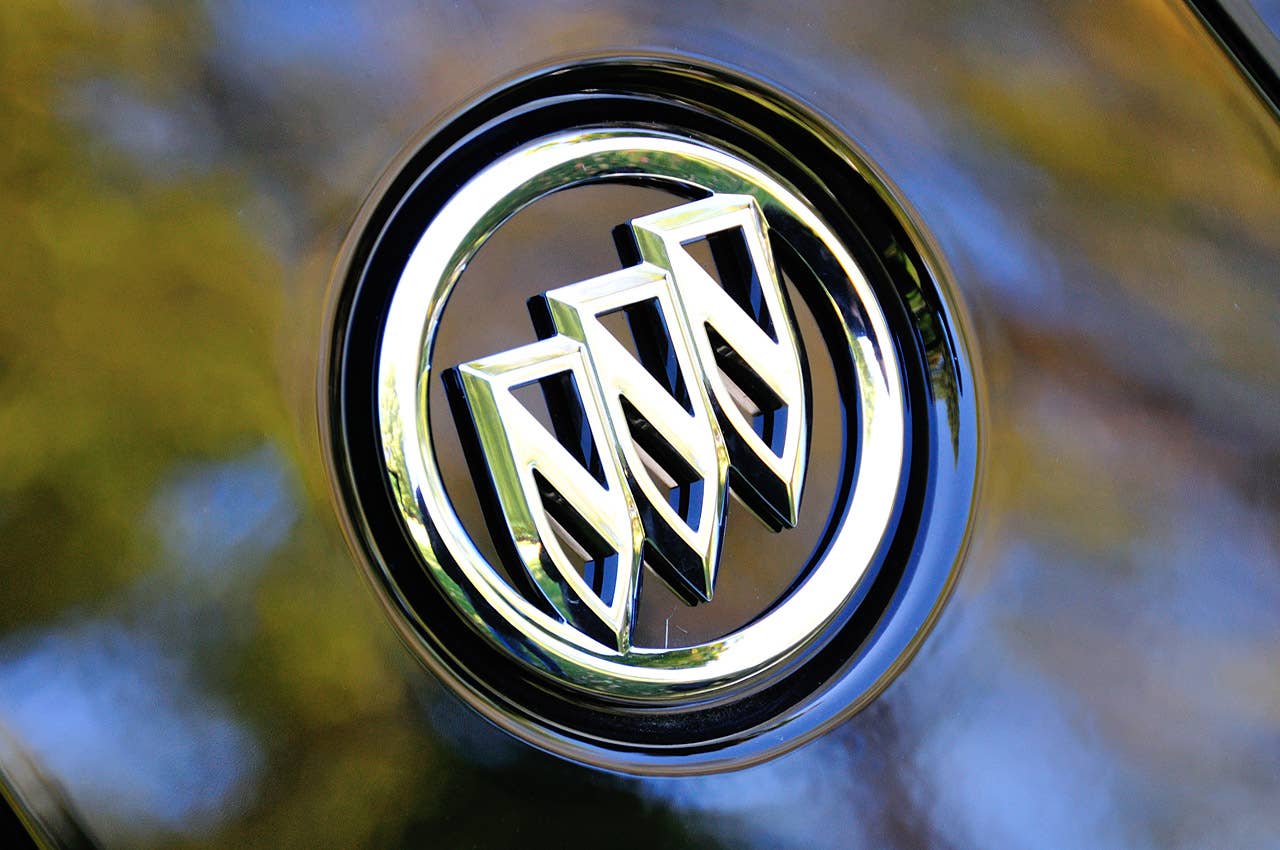 2013 Buick Enclave logo