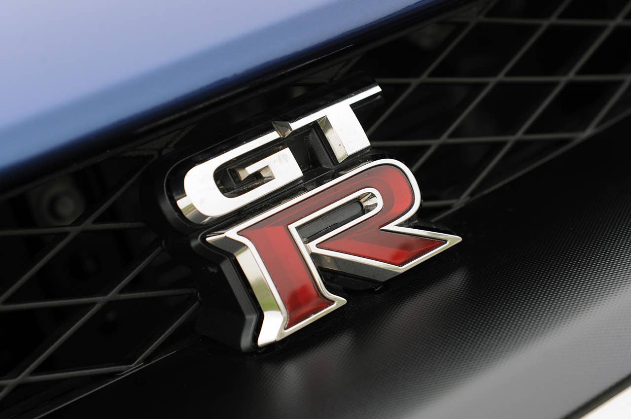 2012 Nissan GT-R badge