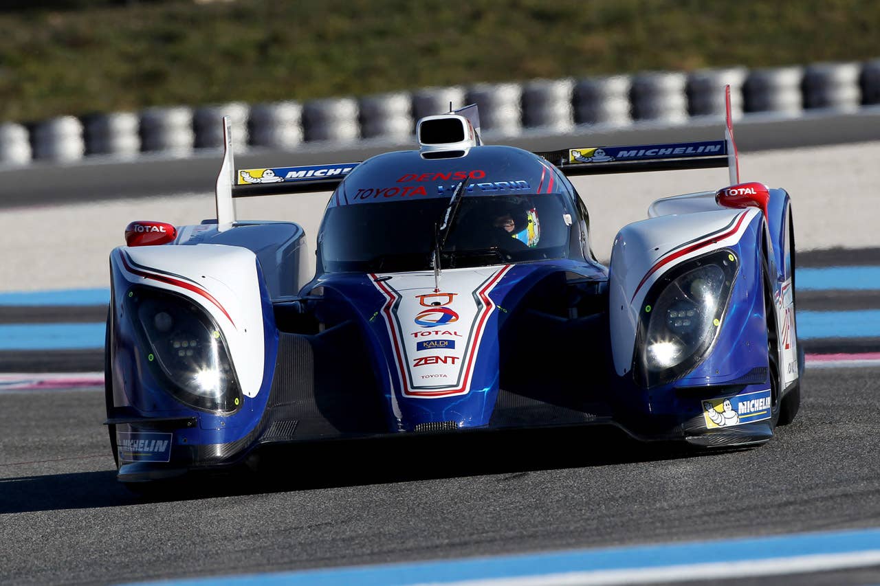2013 Toyota TS030 front