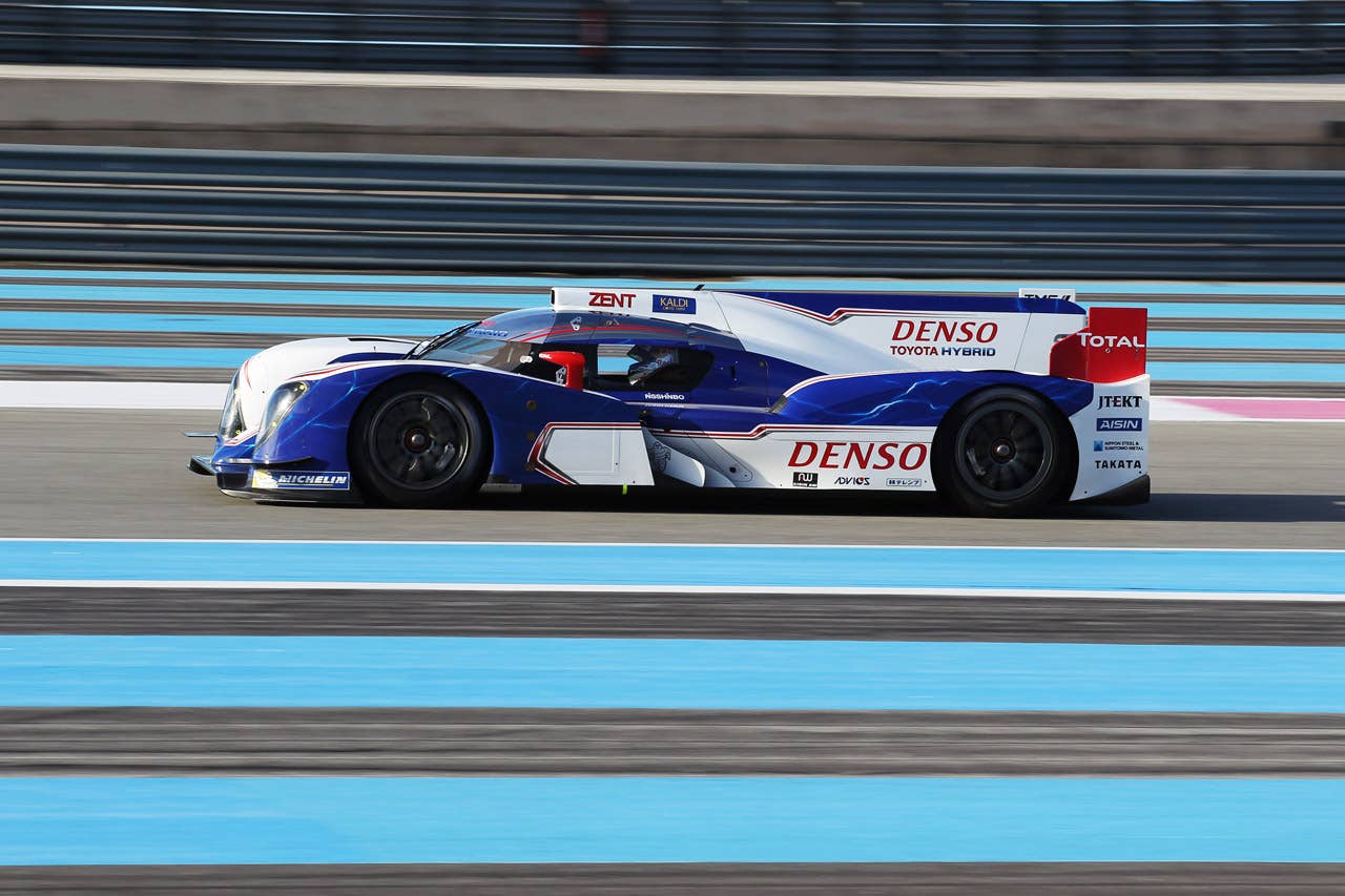 2013 Toyota TS030 side
