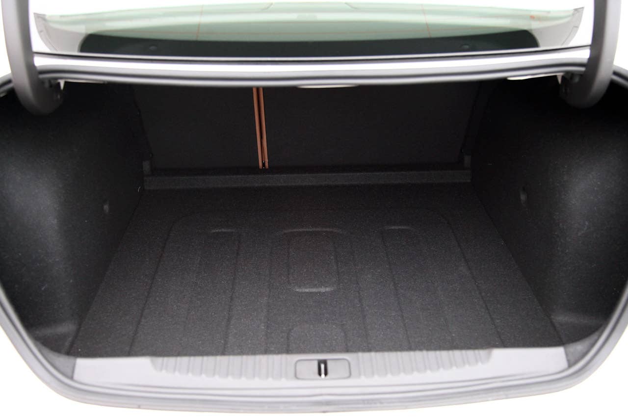 2012 Buick Verano trunk