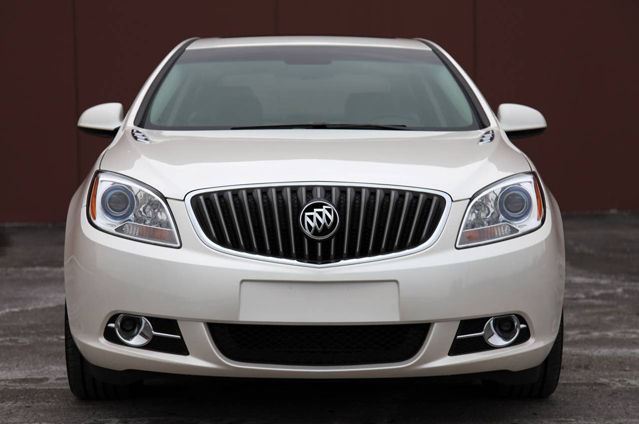 2012 Buick Verano front view