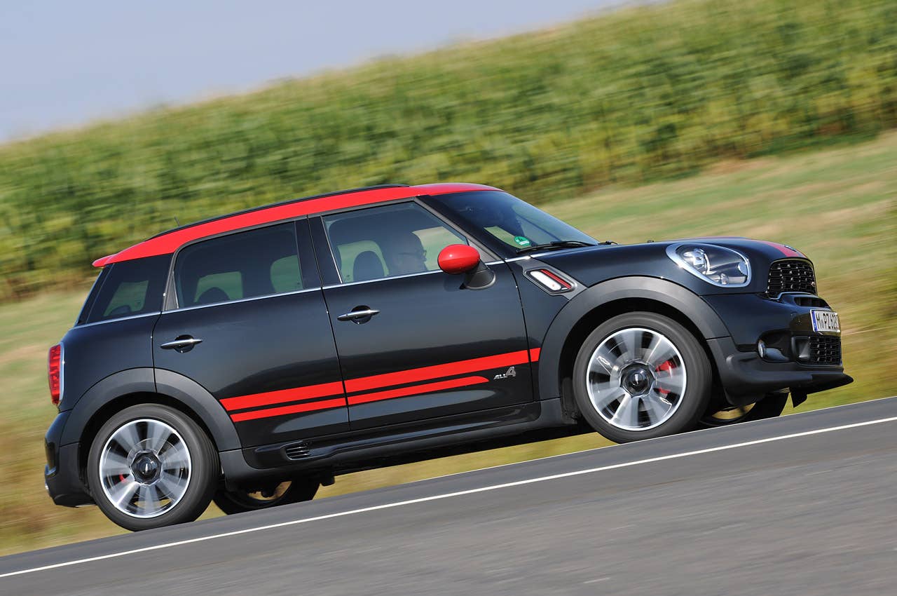 2013 Mini Countryman John Cooper Works All4 driving