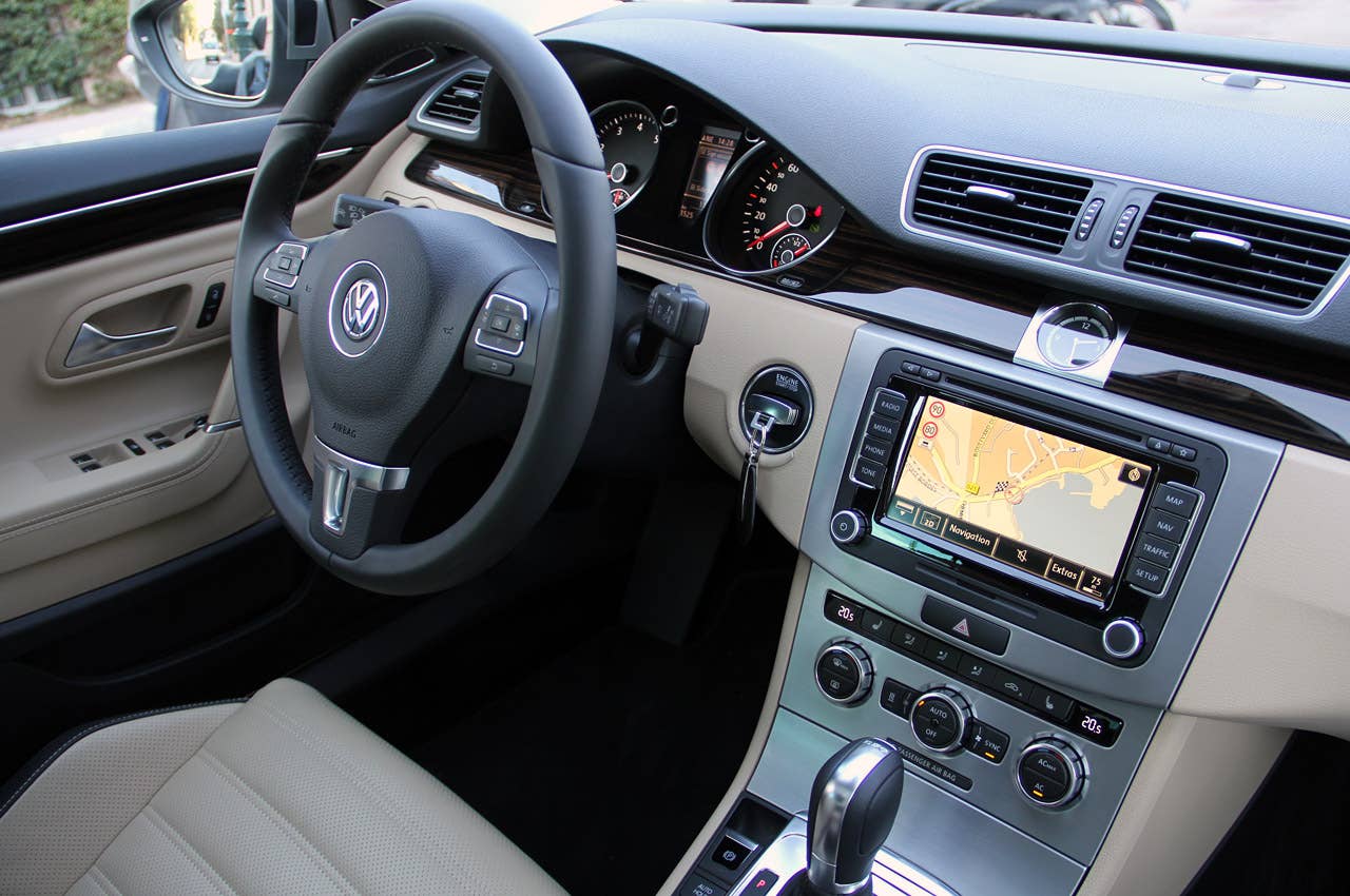 2013 Volkswagen CC interior