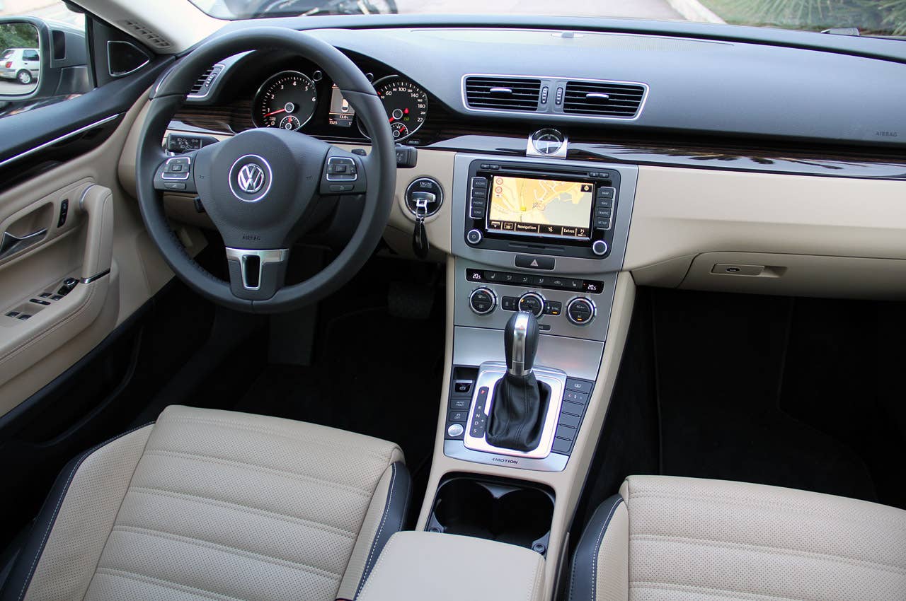2013 Volkswagen CC interior