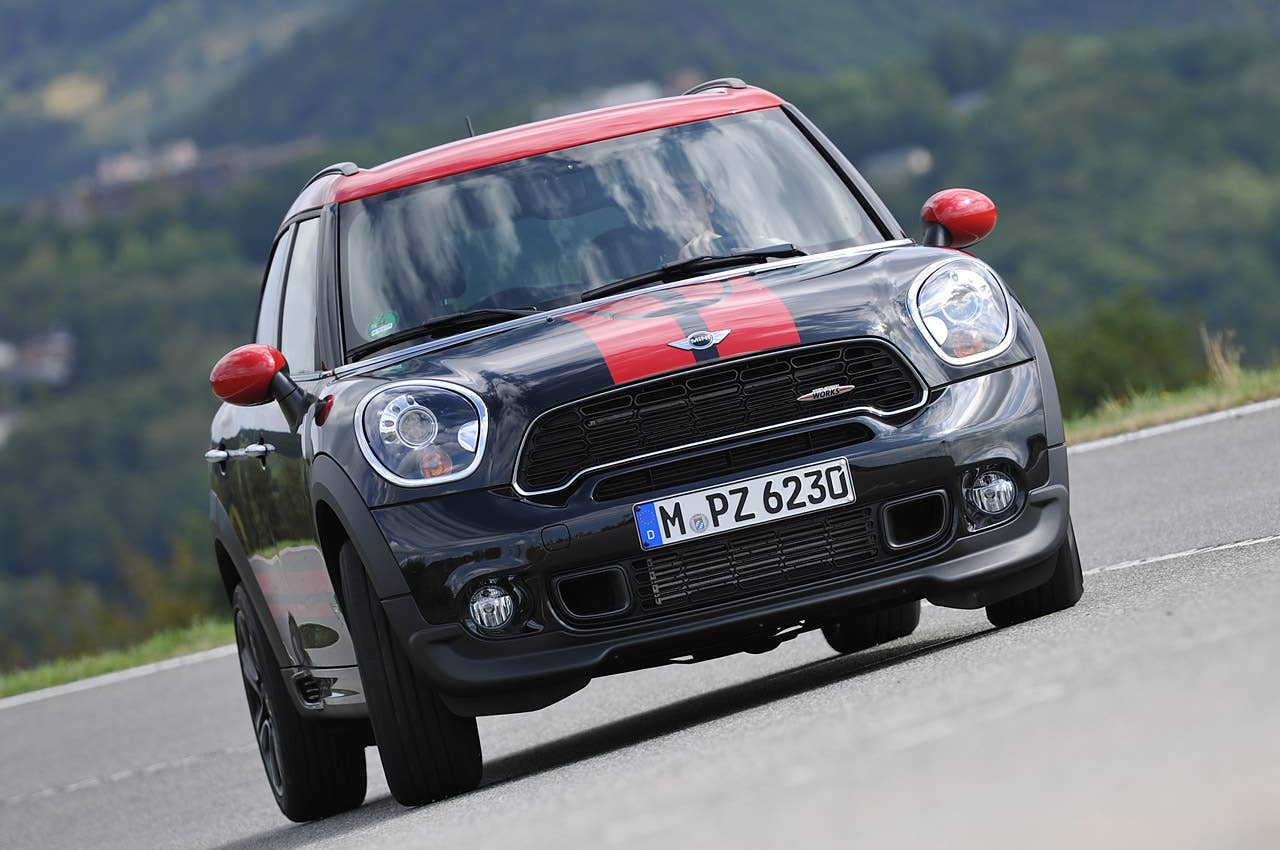 2013 Mini Countryman John Cooper Works All4 driving