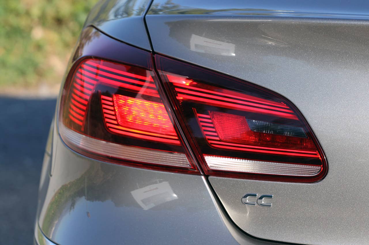 2013 Volkswagen CC taillight