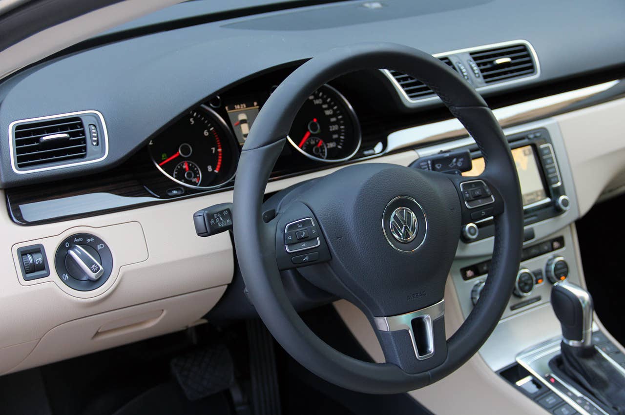 2013 Volkswagen CC interior