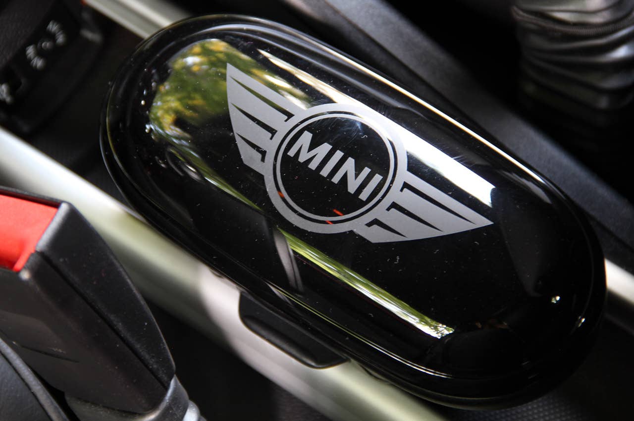 2013 Mini Countryman John Cooper Works All4 sunglasses case