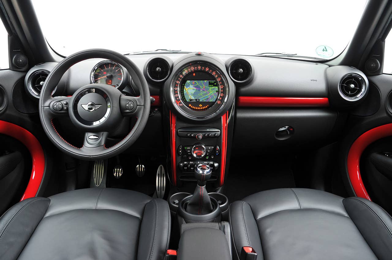 2013 Mini Countryman John Cooper Works All4 interior