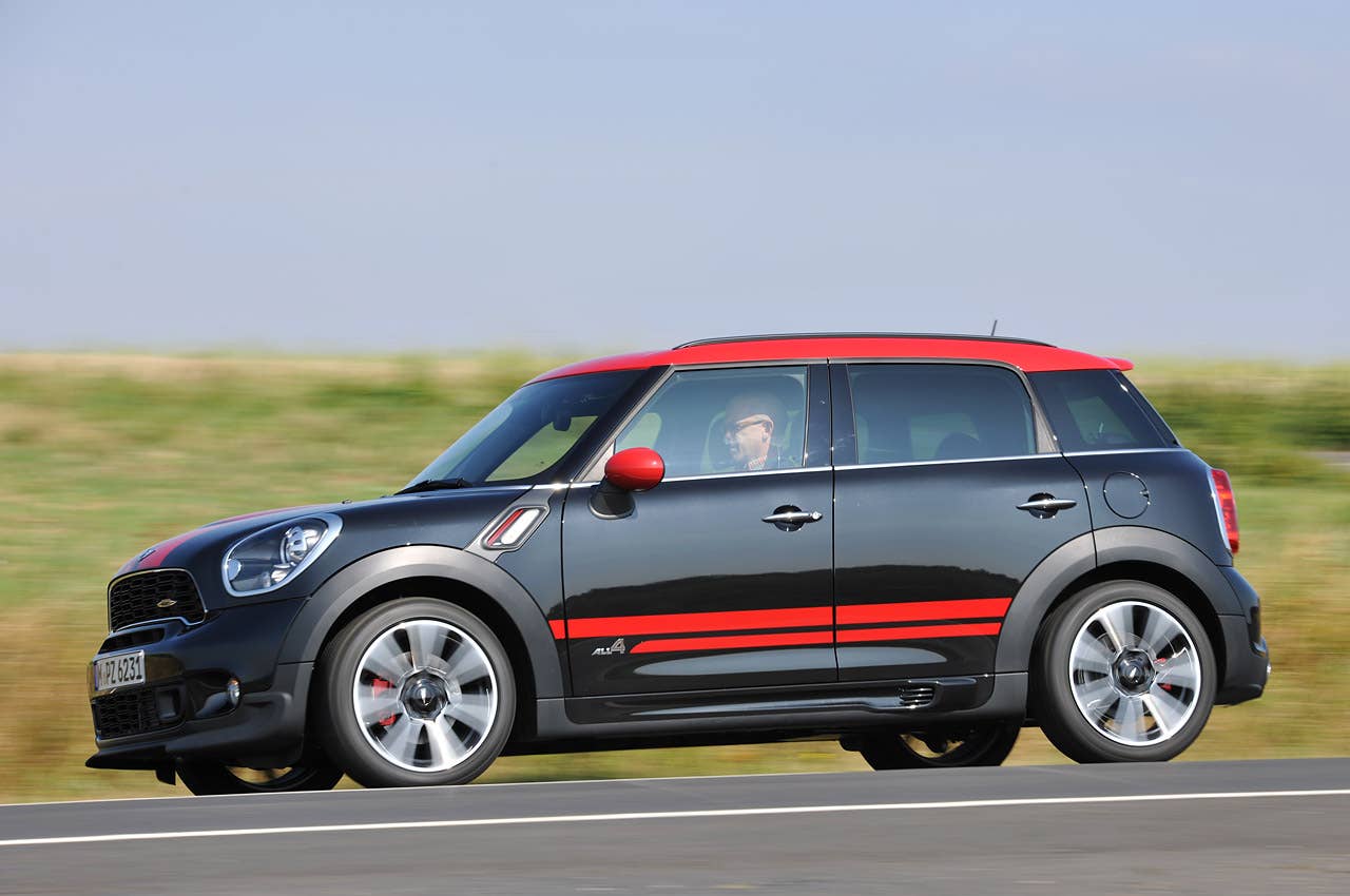 2013 Mini Countryman John Cooper Works All4 driving