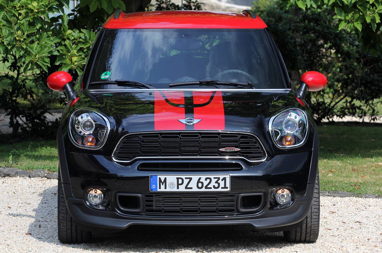 2013 Mini Countryman John Cooper Works All4 front view
