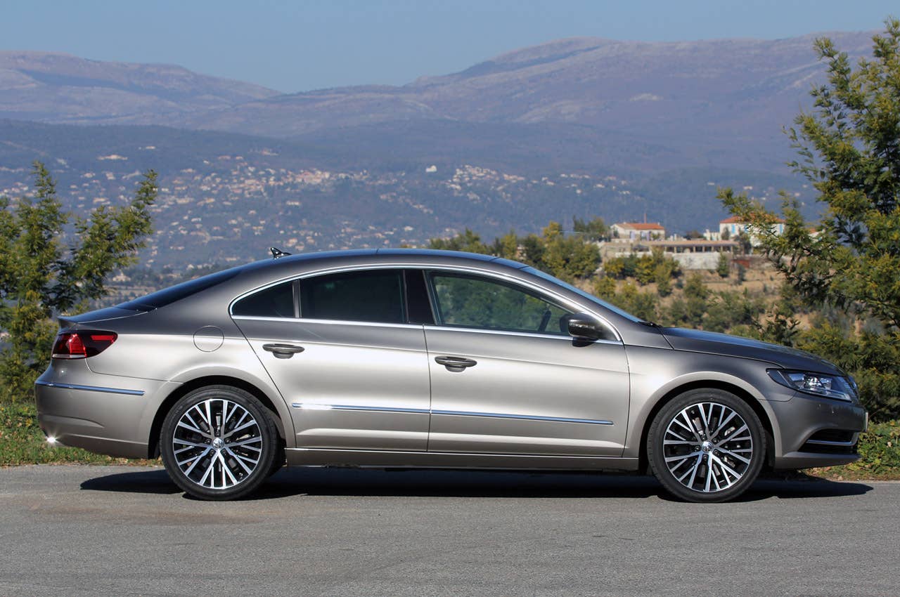 2013 Volkswagen CC side view