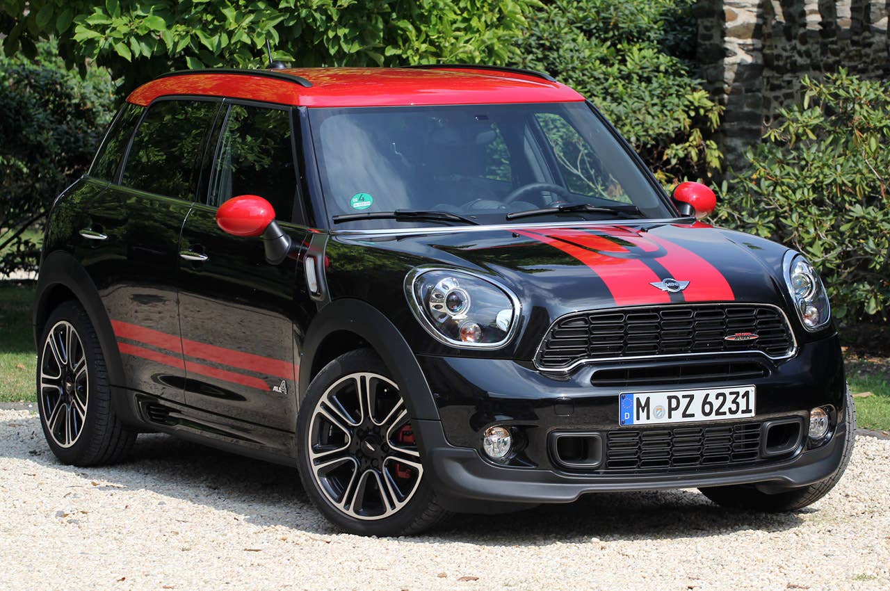 2013 Mini Countryman John Cooper Works All4 front 3/4 view