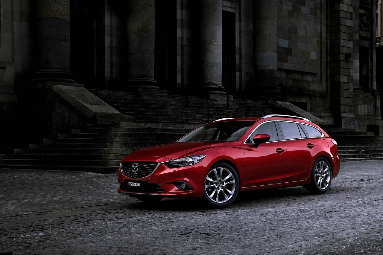 2014 Mazda6 Wagon front 3/4