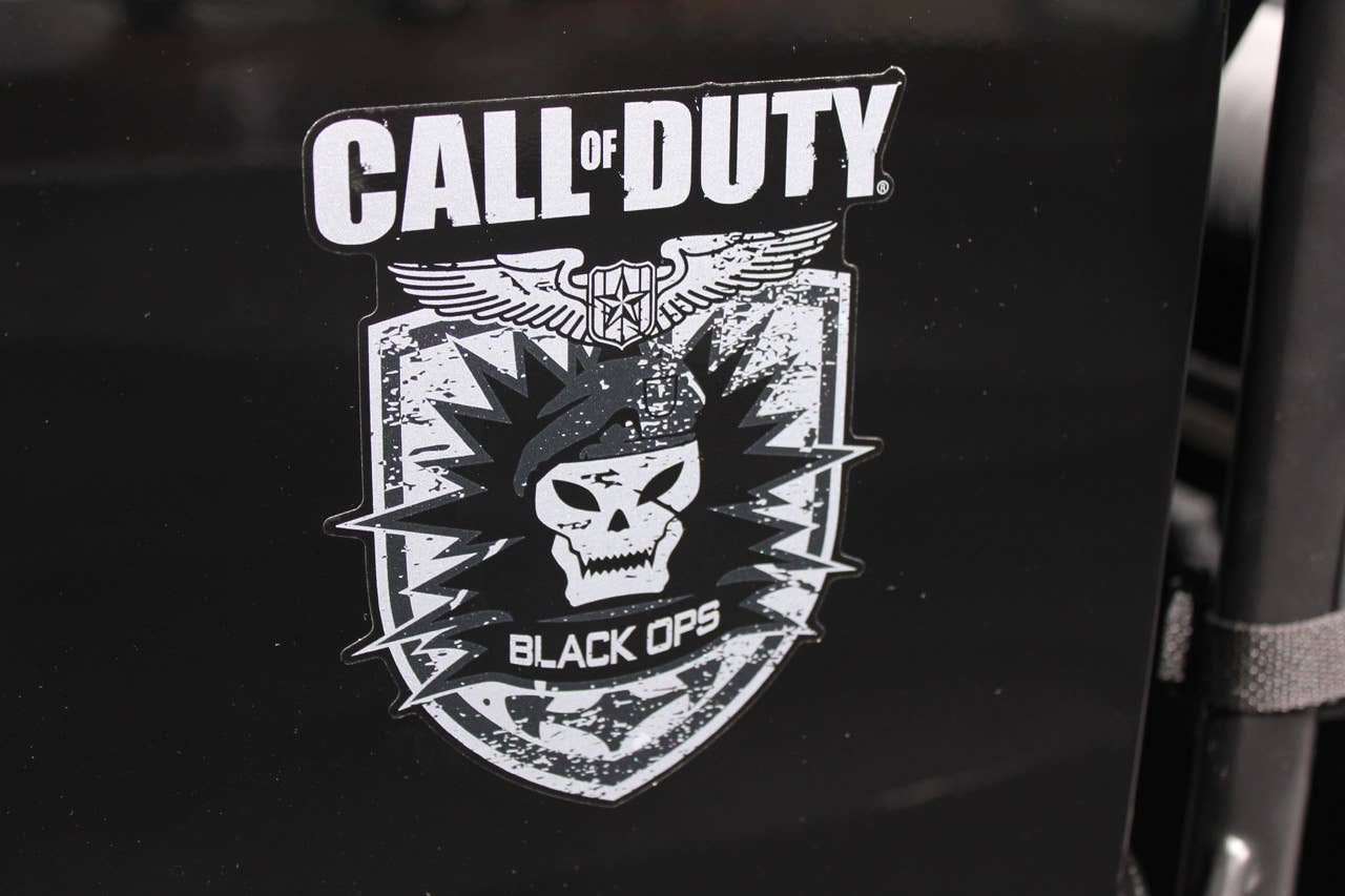 Detroit 2011: Jeep Wrangler Call of Duty Black Ops Edition graphics