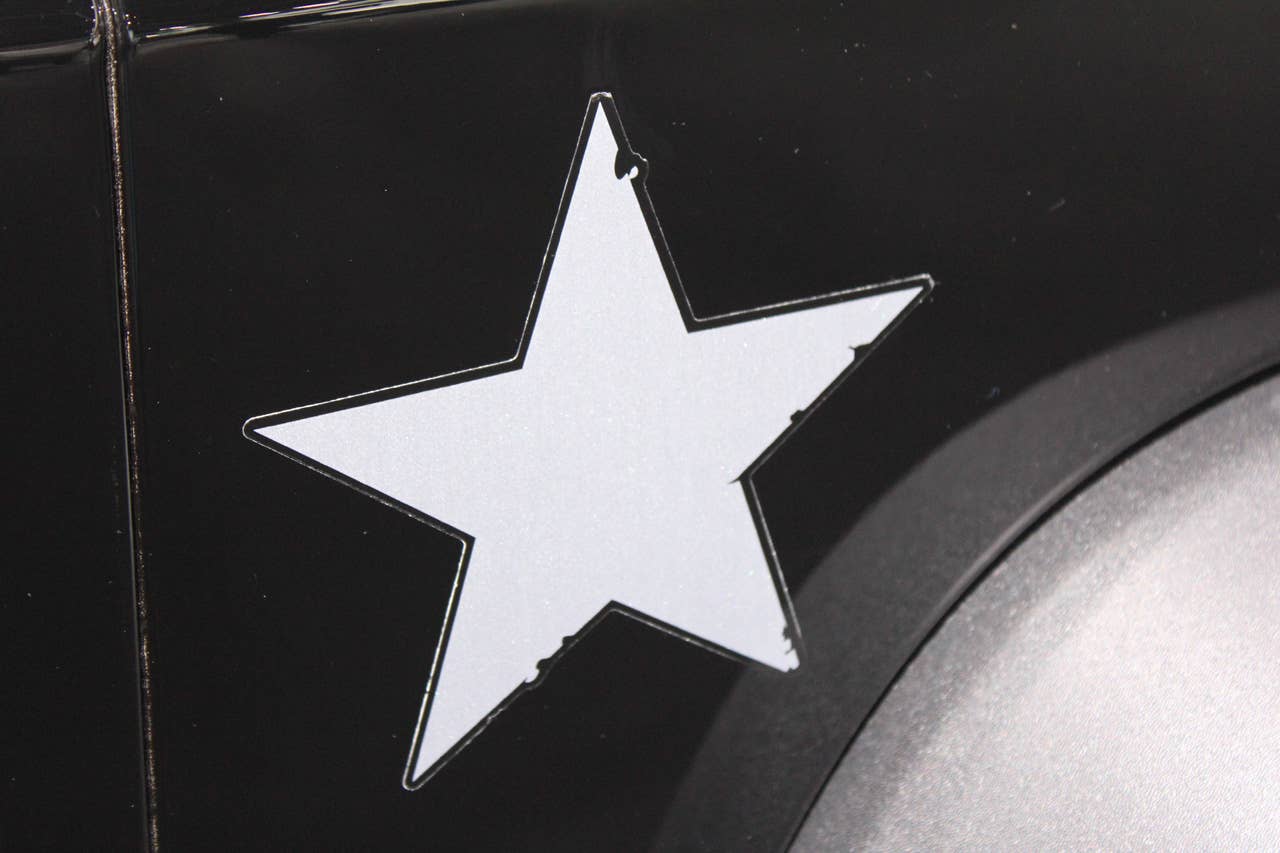 Detroit 2011: Jeep Wrangler Call of Duty Black Ops Edition graphics