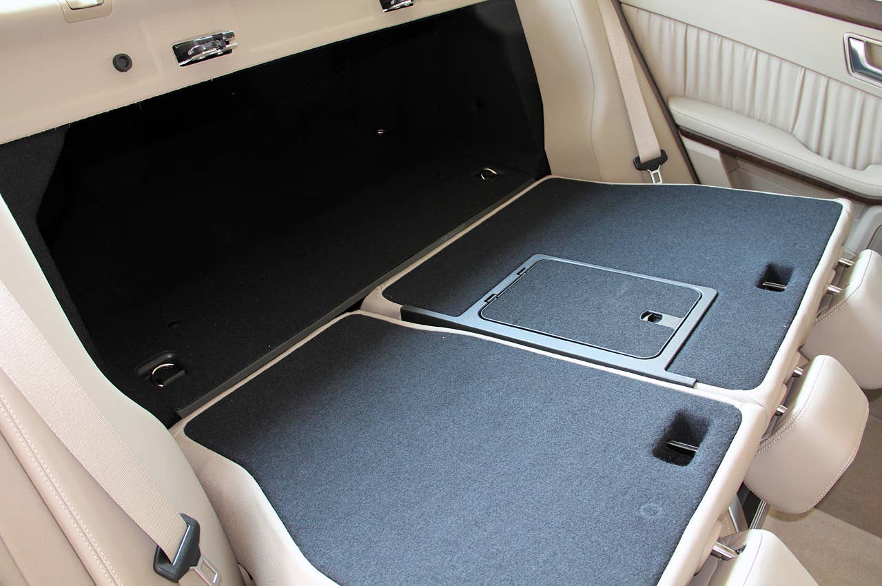 2012 Mercedes-Benz E350 fold down rear seats