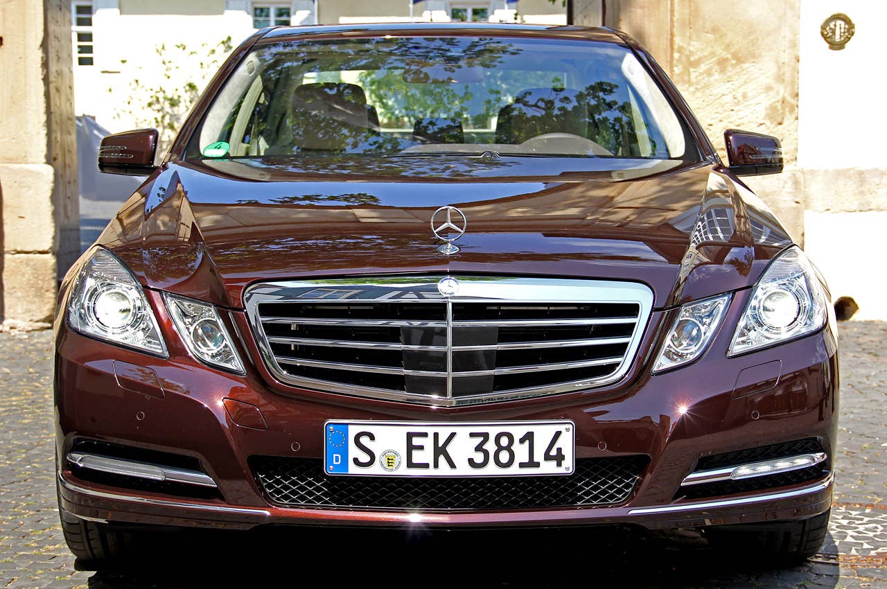2012 Mercedes-Benz E350 front view