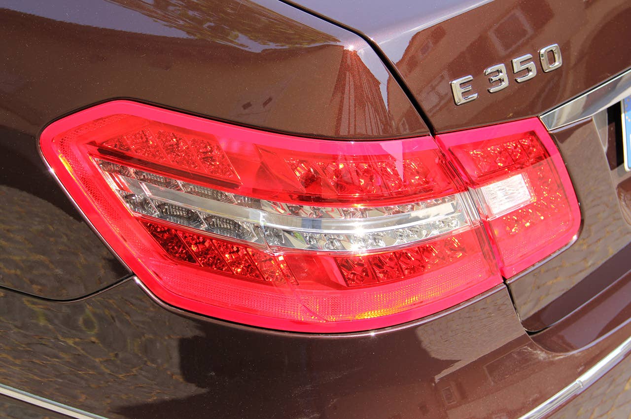 2012 Mercedes-Benz E350 taillight
