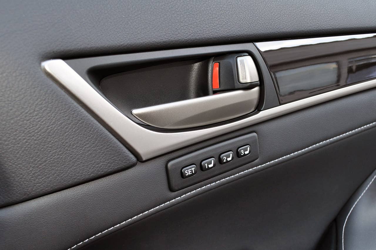 2013 Lexus GS 350 door handle