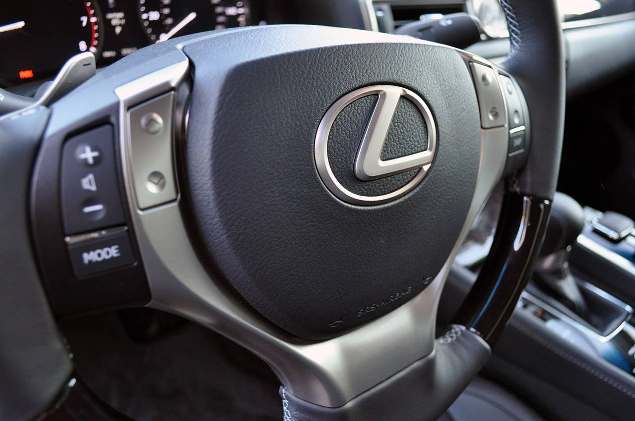 2013 Lexus GS 350 steering wheel