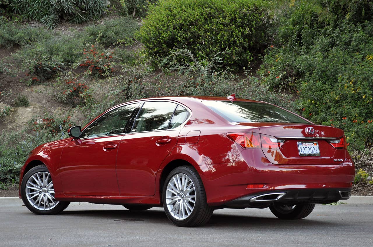 2013 Lexus GS 350 rear 3/4 view