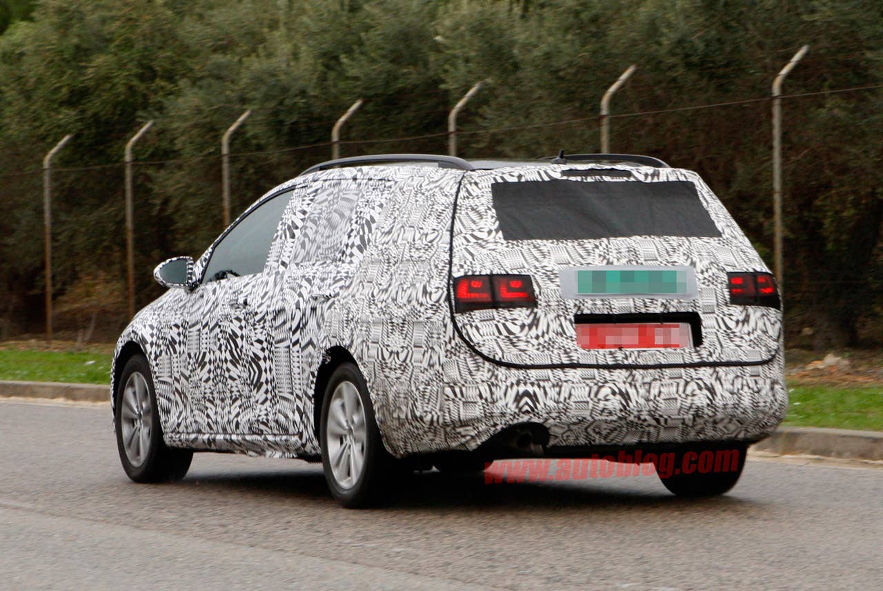 Volkswagen Jetta SportWagen Spy Shots rear 3/4