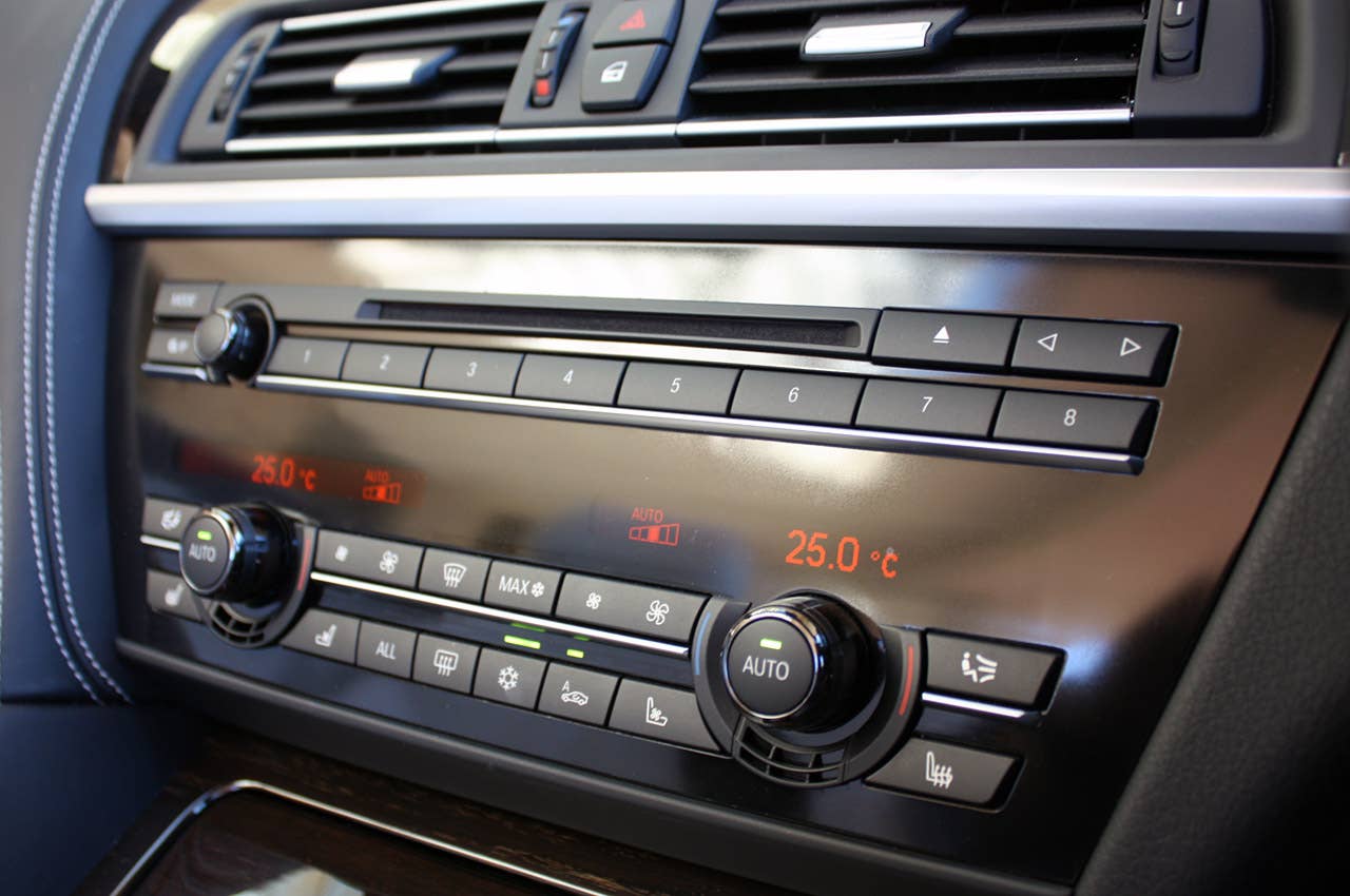 2012 BMW 6-Series Convertible audio and climate controls
