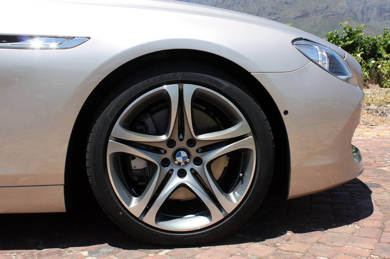 2012 BMW 6-Series Convertible wheel