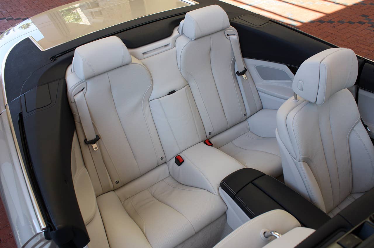 2012 BMW 6-Series Convertible rear seats